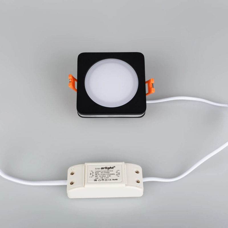 Светодиодная панель LTD-80x80SOL-BK-5W Warm White (Arlight, IP44 Пластик, 3 года) — изображение 2